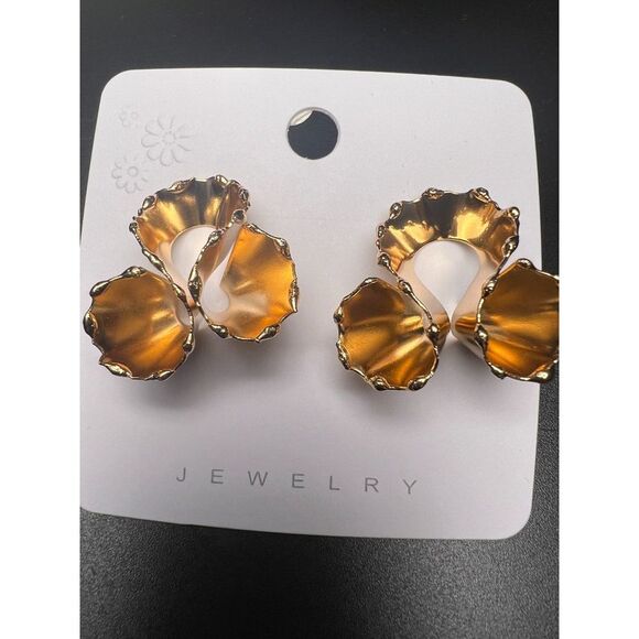 Source Unknown Jewelry - Wavy Gold Earrings